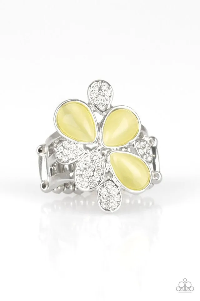 Diamond Daises Yellow-Ring