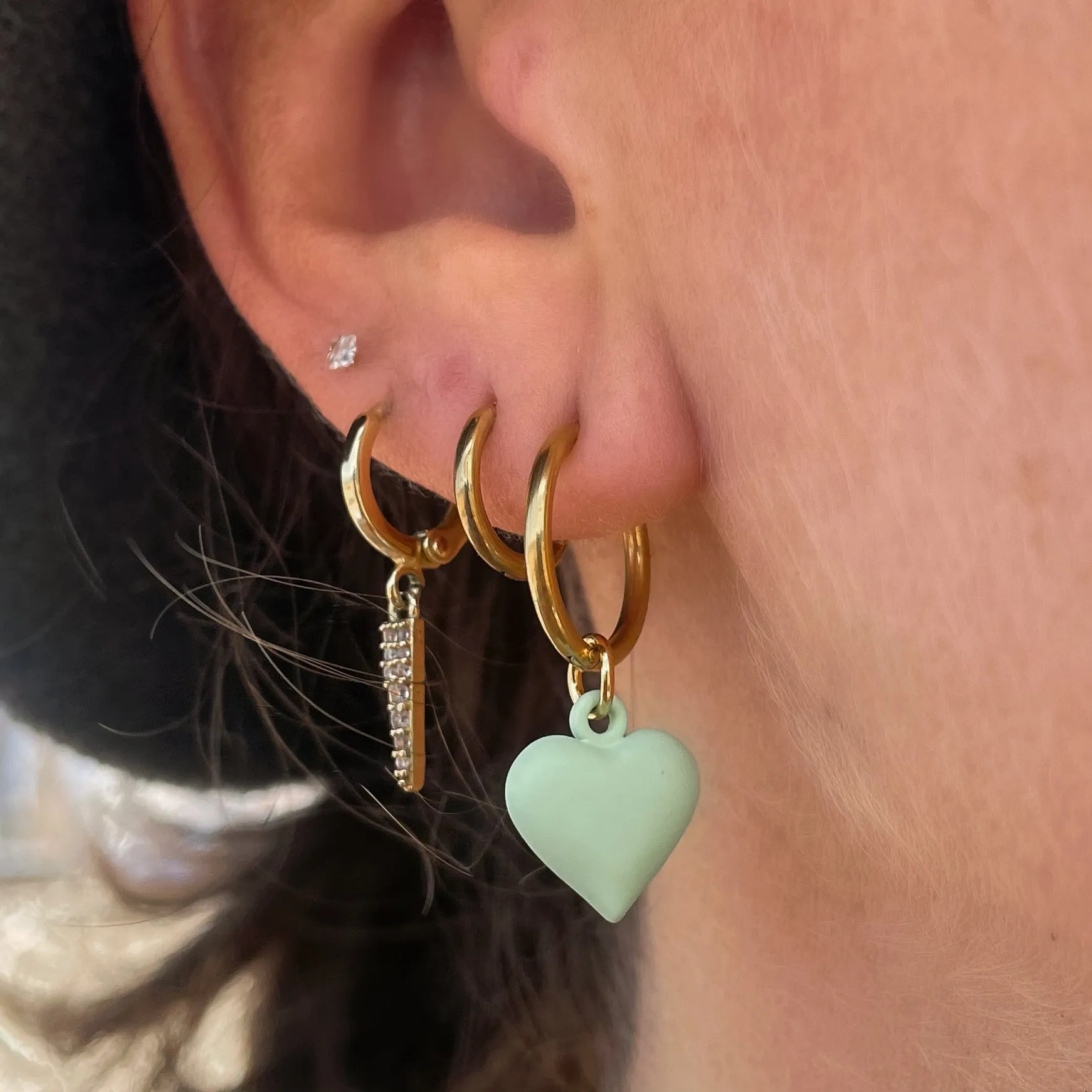 Green heart hoops