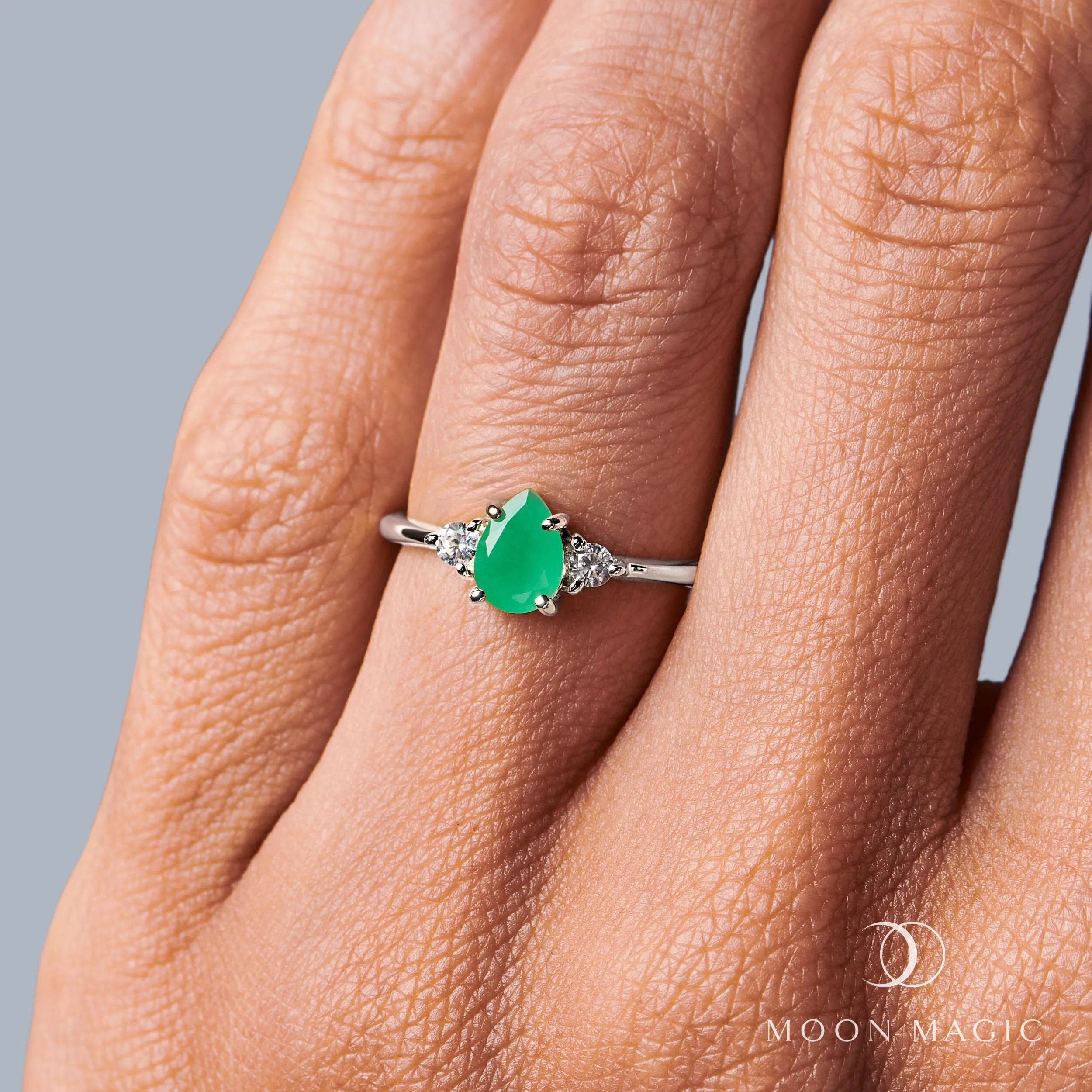 Green Jade Ring - Lania