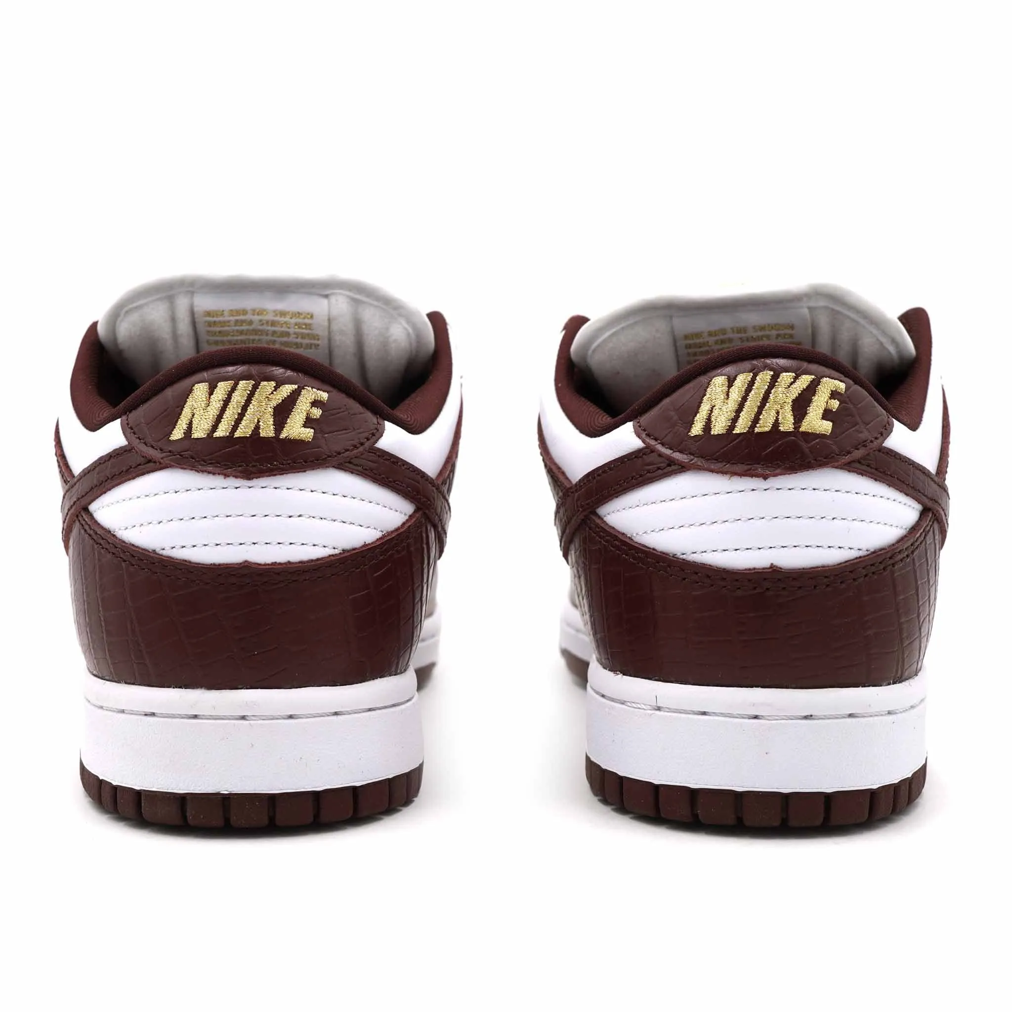 SUPREME X NIKE SB DUNK LOW STARS BARKROOT BROWN 2021